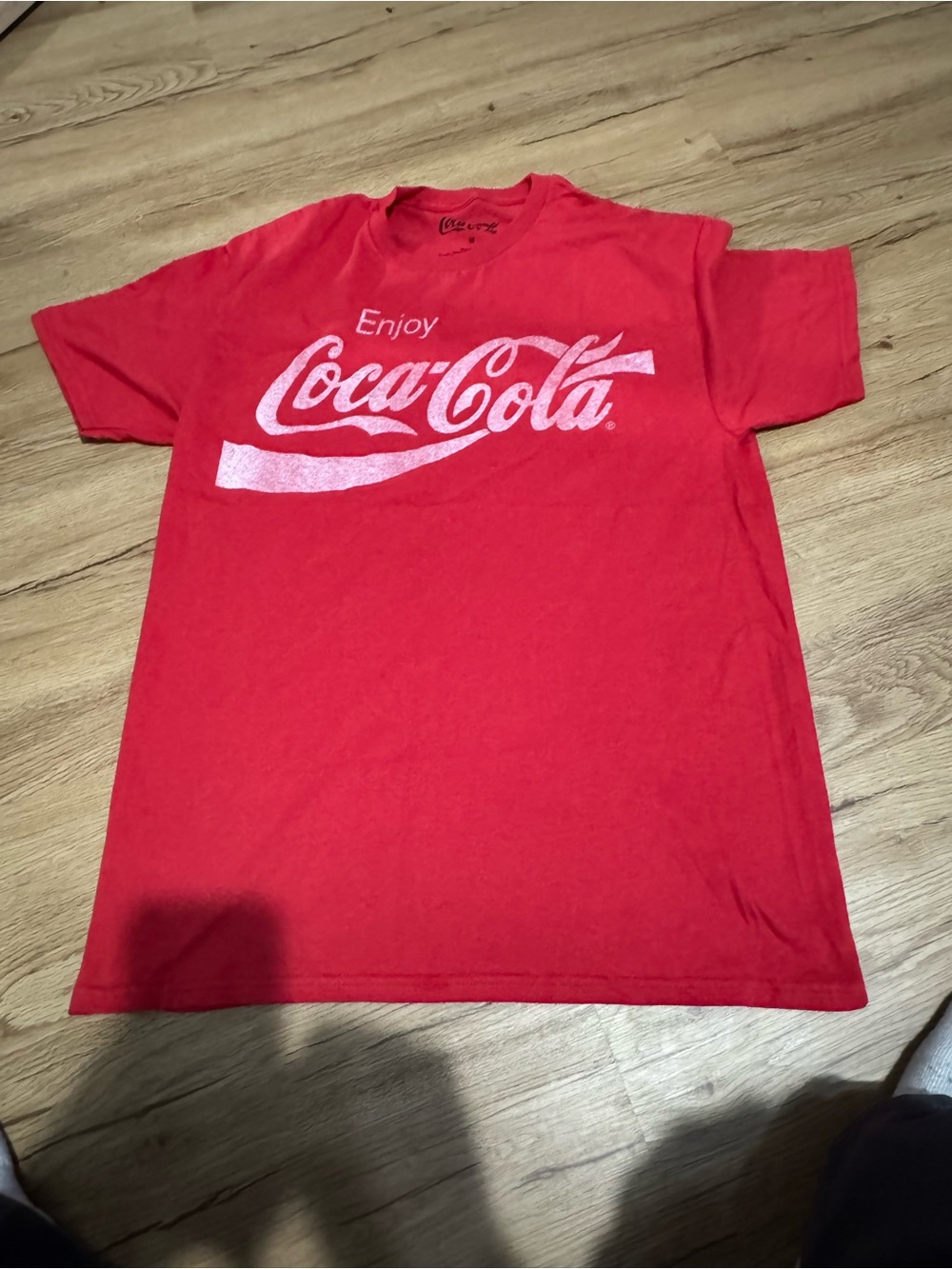 Coca Cola ENJOY COKE Red Shirt Size M  Mens